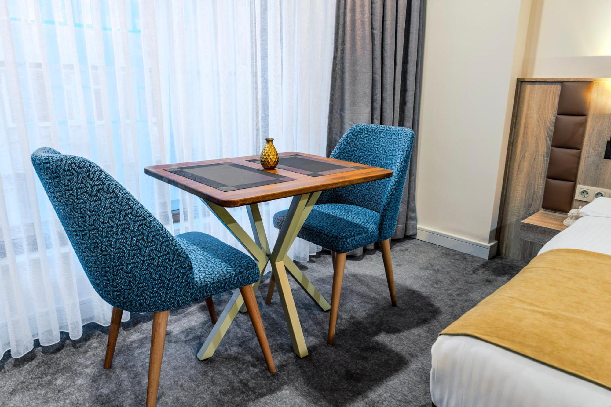 Roys Hotel & Suites Istanbul Ngoại thất bức ảnh