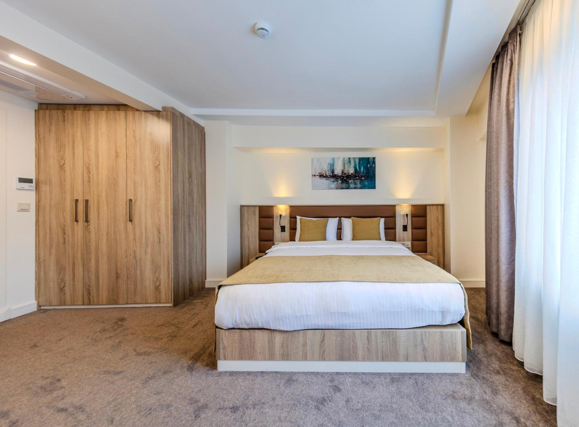Roys Hotel & Suites Istanbul Ngoại thất bức ảnh